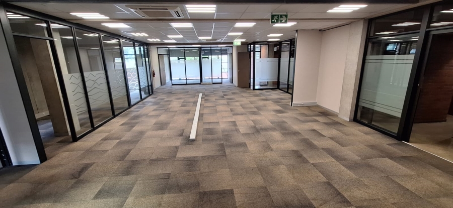 To Let commercial Property for Rent in Beacon Bay Eastern Cape